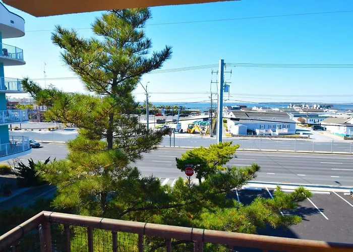 Coral Reef 311 Apartment *
